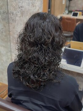 イエローコーン 金沢文庫店(YELLOW CORN) レディースカットパーマ くるくるパーマ スパイラルパーマ