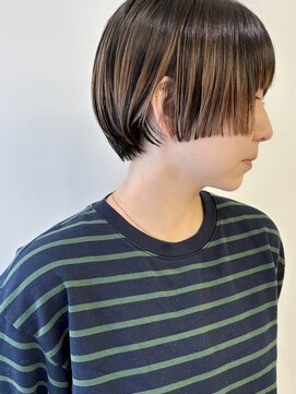 ぱつっとマッシュショート