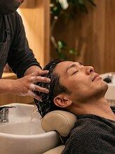 【至福の頭皮ケア】炭酸泉×マッサージで、日々の疲れとベタつきをリセット。健康な髪を育む土台作り