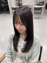 フレーム スクエア&nbsp;自然な動きとツヤ感が魅力のナチュラルレイヤー♪