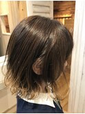 イエロー × グラデーション