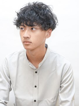 グロウ 別府店(growth) ミディアムリッジショート