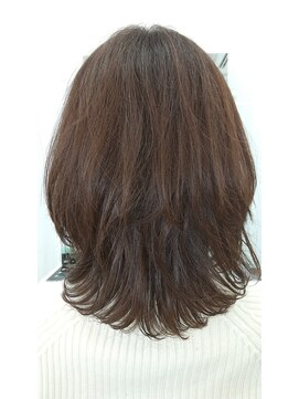 ヘアーアンドスパ ナトゥーラ 新札幌店(Natura) やわらかレイヤースタイル