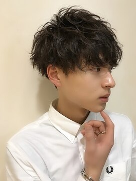 バイフィフス 原宿/表参道(by fifth) 波巻きツイストスパイラルパーマツーブロック刈り上げ