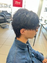 ファイブヘアーブティック(FIVE HairBoutique) 癖毛を活かしたスパイラルウルフ