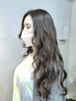 シェルビー 新宿(SHELBe)&nbsp;ネビージュ×エアリーカール[新宿/髪質改善/ヘッドスパ]