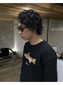 ロン毛サーフヘアースパイラルパーマグランジくるくるパーマ