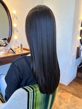 エルサフィロ キタハマ(el zafiro kitahama) 20×30×40代×透明感×髪質改善×ロングレイヤー×グレージュ