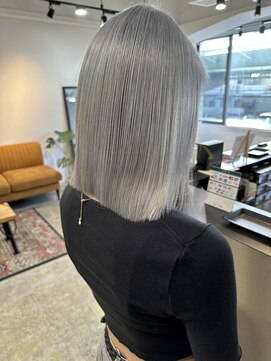 メリー オオサカ(Merly Osaka) white gray