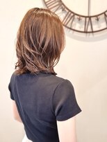 フィーロ バイ ストリング(filo by string) 【filo 明比】大人可愛く♪ くびれミディアム × ベージュカラー