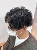 センターパートツイストスパイラルメンズパーマバーバーカット