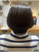 耳かけショートボブ