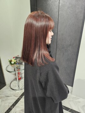 ザザアオヤマ(ZA/ZA AOYAMA) ミディアムロング/ぱつっとストレートヘア