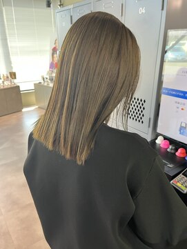 カンゴールサロン 郡山ノース(KANGOL) 切りっぱなしロブ/ヌードカラー/オリーブベージュ