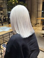 リムレス(LIMLESS)&nbsp;ミルクティーダブルカラーブリーチ/新潟/万代/新潟駅