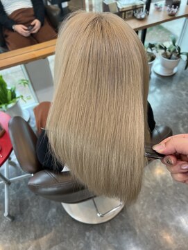 ア ドリームアップスタジオ レストアール(A DREAM UP STUDIO restR) ブリーチカラー