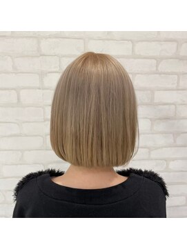 ビスイル 秋葉原店(Vis ill) ベージュミルクティーベージュシースルーカラー大人可愛い