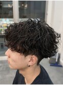 韓国へアカルマパーマワックスなしセンターパート黒髪ウルフ