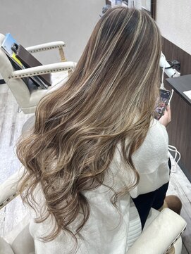 ベルヘアーデザイン 堺東(Belle hair Design) ハイライト/外国人風/レイヤーカット/堺東