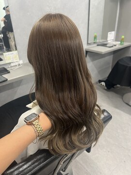 ネウィ 所沢(newi) 透明感ベージュカラー