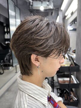 アイトーキョー 池袋(AI TOKYO) センターパートウルフ