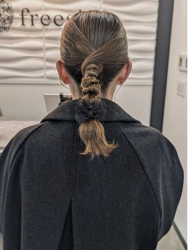 フリーシャ(freesha) tight style / hair set