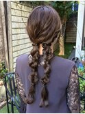 ぽこぽこツイン編み下ろし　結婚式　ヘアアレンジ　ローポニー