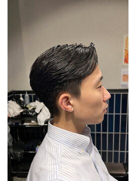 ツーエイチ 新宿(2H) ショートセンターパート/ナチュラル