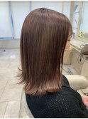 20代30代ピンクベージュブリーチなしカラー切りっぱなしボブ