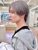 パークレーン アイス イヴェン アネックス(PARK LANE ICI yeven.anx)&nbsp;夏カラーを楽しむハイトーン×インナーカラー顔周りレイヤーYUKI