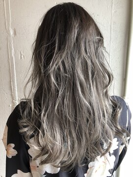 エイト 福岡天神店(EIGHT fukuoka) 【EIGHT福岡】nabe_外国人風バレイヤージュペールSilver☆☆