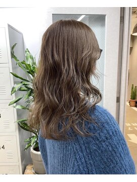 ジーナ(XENA) 【YUI】ミルクティーベージュ