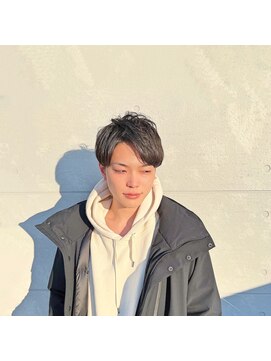 ヘアステージアミカル アップバングマッシュ