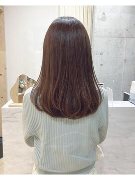 アンガーデン(Une GARDEN) 大人可愛い グレージュカラー シルキーベージュ デザインカラー