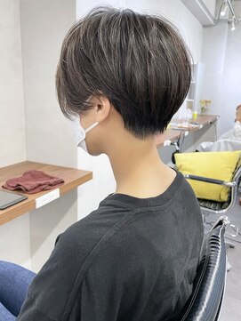 オウル(Owll) 【Owll】大人可愛い20代30代40代ベリーショート　オリーブカラー