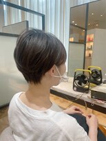 リュドール 名駅(Rue D'or)&nbsp;首がすらっと長めに見えるショートスタイル