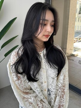 ソヨン 本厚木店(SOYON) 大人美人センターわけバング×黒髪ロング