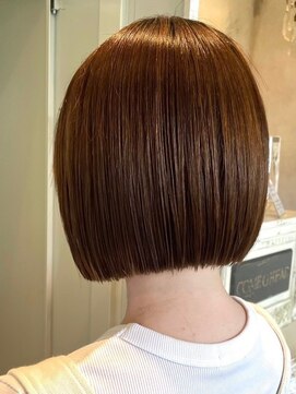 カムジーヘッド(COMEGHEAD) 大人ショートボブ丸みショートカットマッシュショート前髪あり