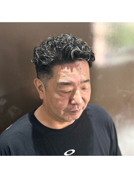 ランディ(RANDY) メンズ 極道パーマ 極細ハイライト 【RANDY】