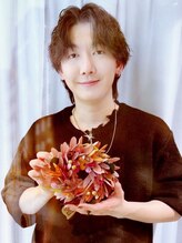 シロフ シブヤ(shirof shibuya) 尾崎 空河