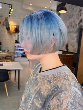 ユナイテッドビューティー 金沢(UNITED BEAUTY) 水色ルーツカラー　ボブ