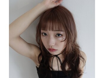 ミニョン(Mi9non)の写真/【縮毛しててもOK◎】推しカラーやハイライトも楽しめる♪馴染み抜群の艶髪エクステで理想のスタイルへ!