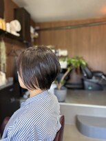 アオイ(Aoi)&nbsp;すっきりまとまる大人のショートボブ♪軽やかなシルエットに