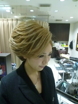 ヘアセットサロンエッジ(Edge) 成人式アップ