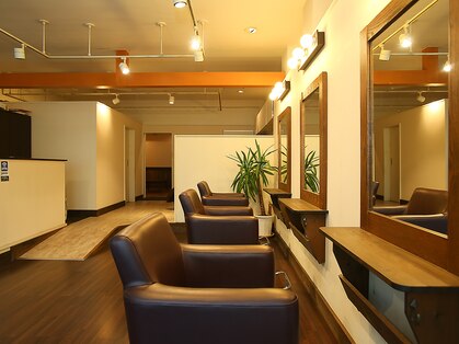 ヘアーアンドエステゼン(Hair and Esthe Zenn)の写真