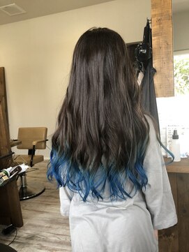 シキ(C key) 裾カラー