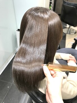 ラブクロムトーキョー オモテサンドウ(LOVECHROME OMOTESANDO) 【縮毛矯正・髪質改善】ストカールヘアツヤ髪メルティカラー