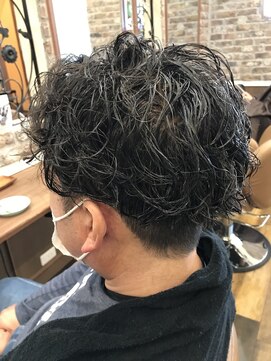 エミュー ラ ピエス(emu la piece) ツイストスパイラルパーマ/アッシュブラック