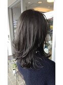 暗髪ロングアッシュグレージュ