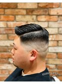 スキンフェード×サイドパート